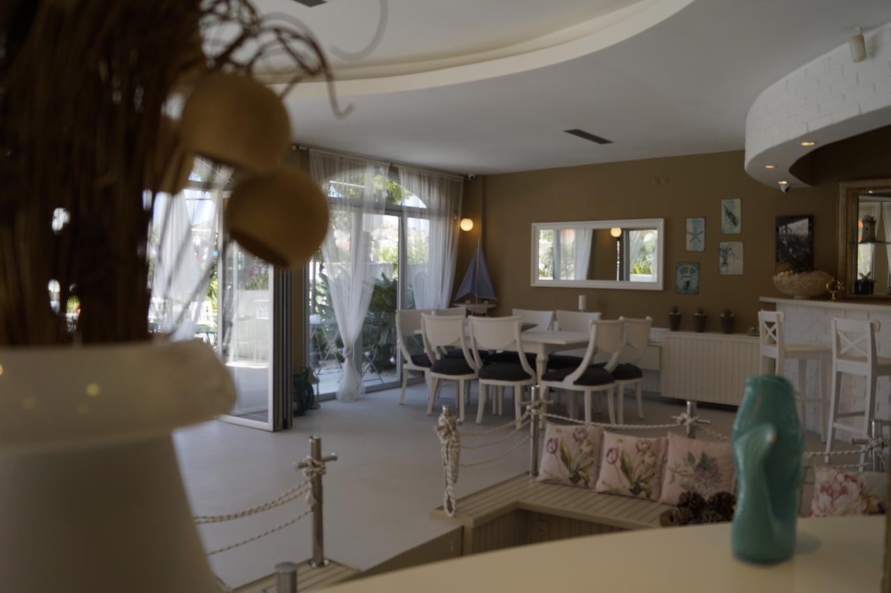 Marina Sahil Hotel Çeşme エクステリア 写真